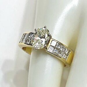 18K 1 Cwt. Fancy Yellow Oval & Princess Cut Diamond Solid Gold Ring